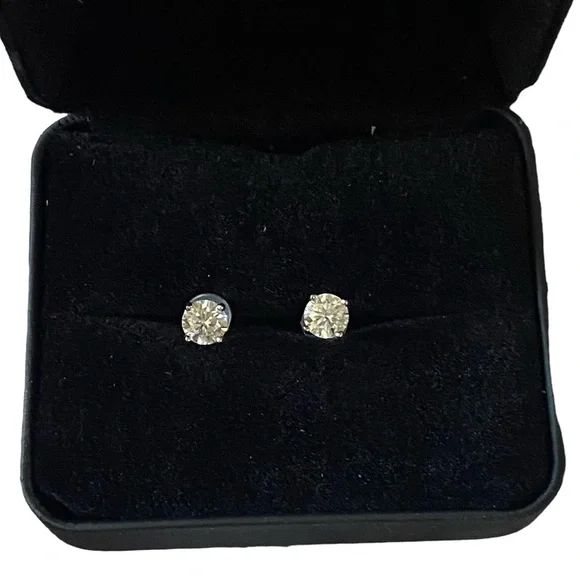 1 Karat Moissanite Stud earrings 1/2 Karat Each Gold Jewelry - Picture 2 of 5